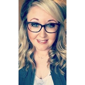 Meet your Posher, Mallory